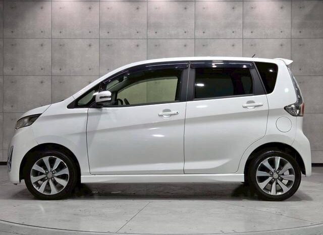 
								MITSUBISHI EK CUSTOM 2015 full									