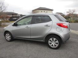 
										MAZDA DEMIO 13C 2013 full									