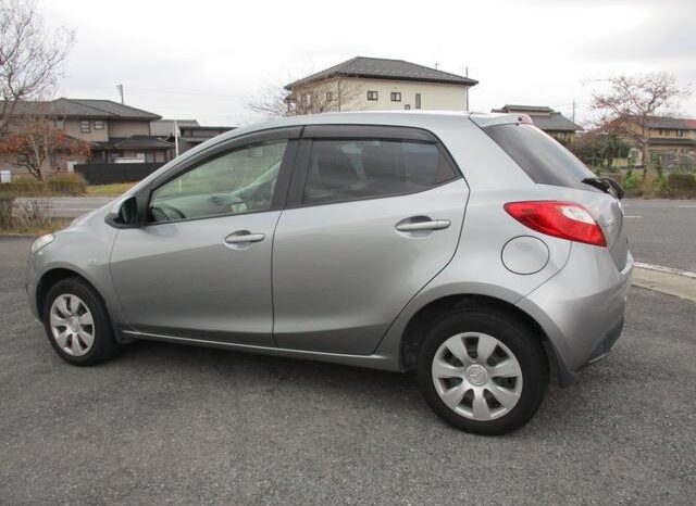 
								MAZDA DEMIO 13C 2013 full									