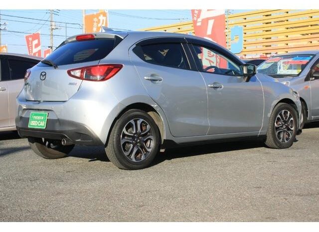 
								MAZDA DEMIO XD TOURING 2018 full									