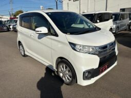 MITSUBISHI EK CUSTOM 2017