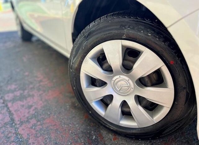 
								MAZDA DEMIO 13-V HID EDITION  2011 full									