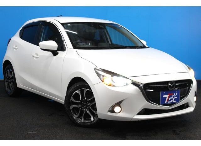 
								MAZDA DEMIO XD TOURING 2015 full									