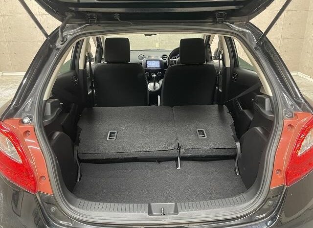 
								MAZDA DEMIO 13-SKYACTIV 2012 full									