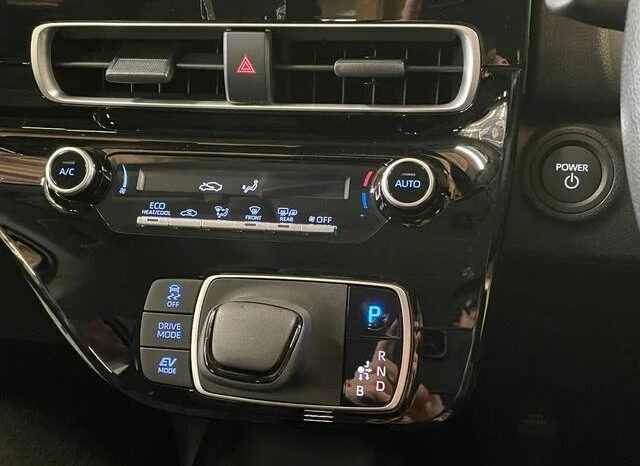 
								TOYOTA AQUA 2024 full									