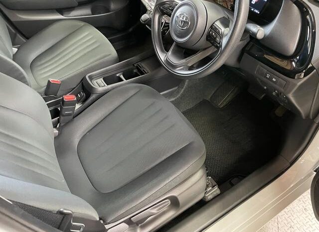 
								TOYOTA AQUA 2024 full									