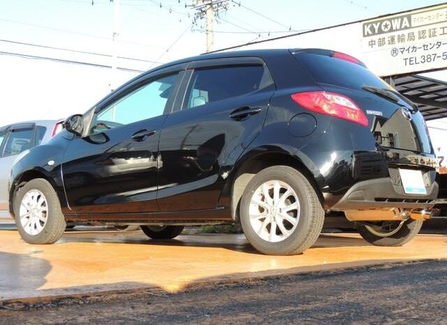 
								MAZDA DEMIO 13- SKYACTIV 2011 full									