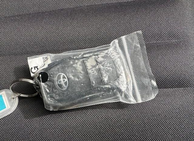 
								TOYOTA AQUA 2024 full									