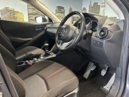 
										MAZDA DEMIO XD TOURING 015 full									