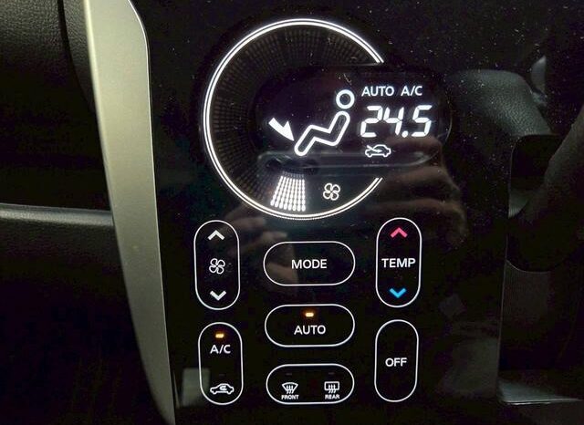 
								MITSUBISHI EK CUSTOM 2015 full									