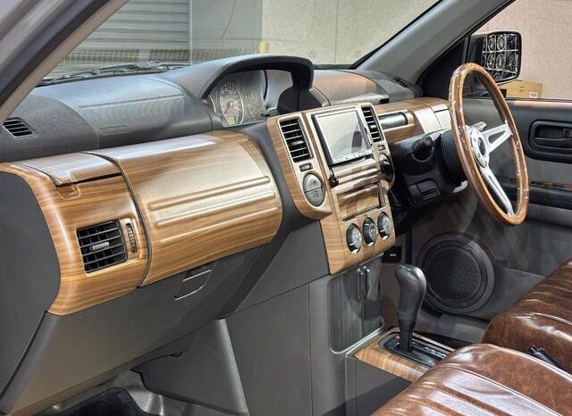 
								NISSAN X-TRAIL 2007 full									