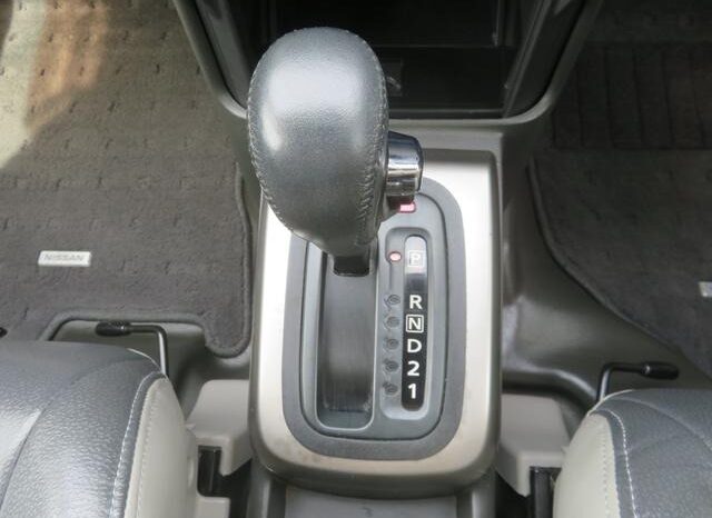 
								NISSAN X-TRAIL 2006 full									