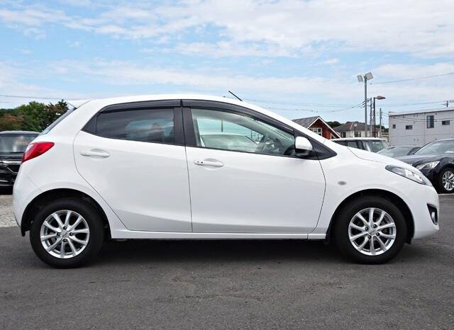 
								MAZDA DEMIO 13C-V SMART EDITION II 2012 full									