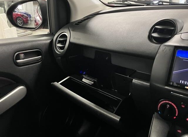 
								MAZDA DEMIO 13C-V SMART EDITION II 2014 full									