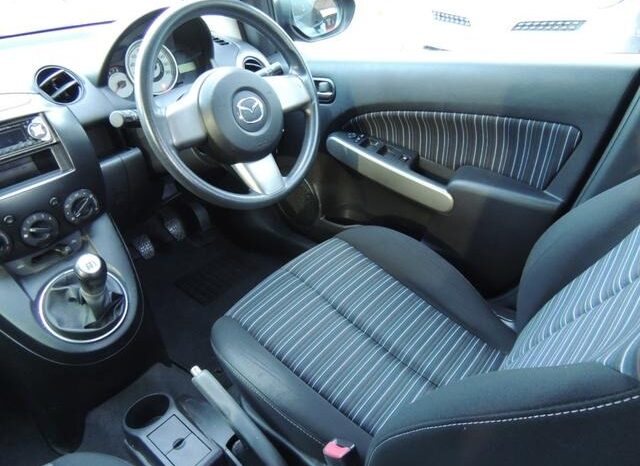 
								MAZDA DEMIO 13- SKYACTIV 2011 full									