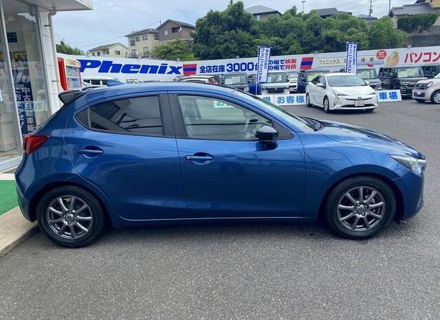 
								MAZDA DEMIO XD TOURING 2017 full									