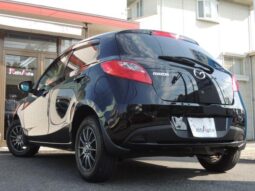 
										MAZDA DEMIO 13C 2013 full									