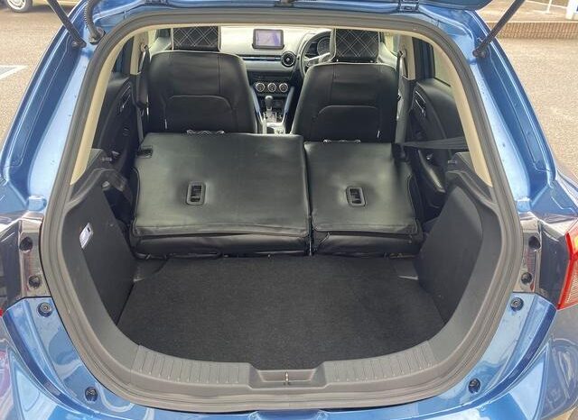 
								MAZDA DEMIO XD TOURING 2017 full									