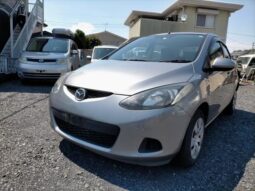 MAZDA DEMIO 13C 2010