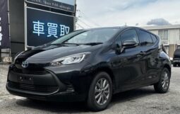 TOYOTA AQUA 2024