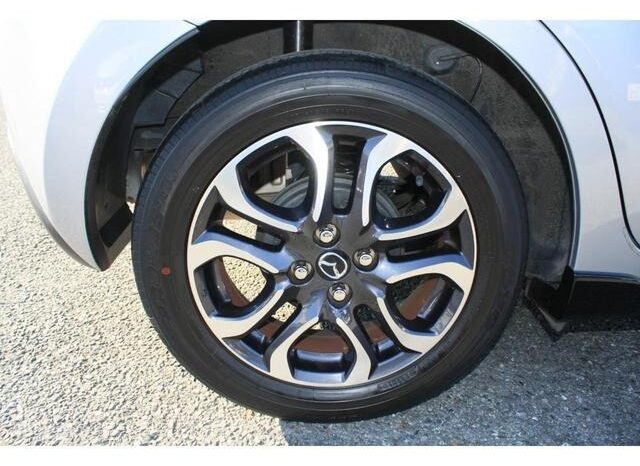 
								MAZDA DEMIO XD TOURING 2018 full									