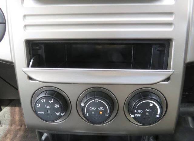 
								NISSAN X-TRAIL 2006 full									