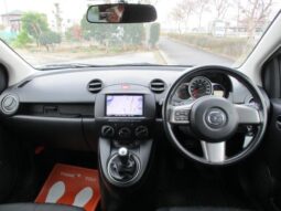 
										MAZDA DEMIO 13C 2013 full									