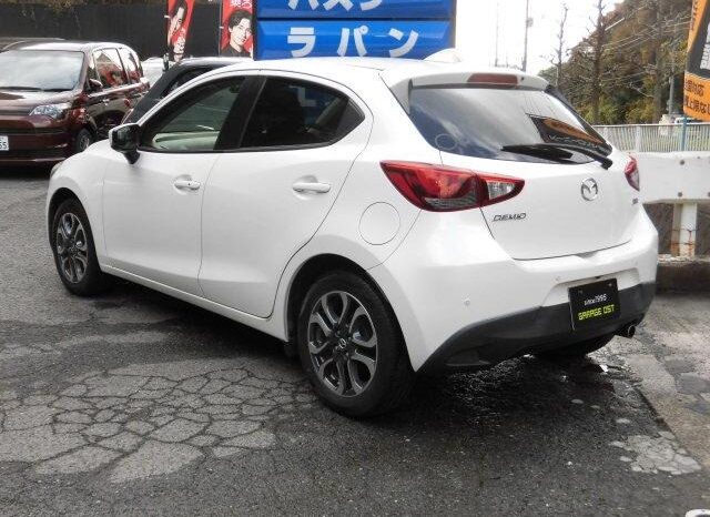
								MAZDA DEMIO XD TOURING L PACKAGE 2017 full									