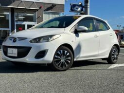 MAZDA DEMIO 13- SKYACTIV 2013