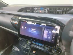 
										Toyota Hilux GR Sports full									