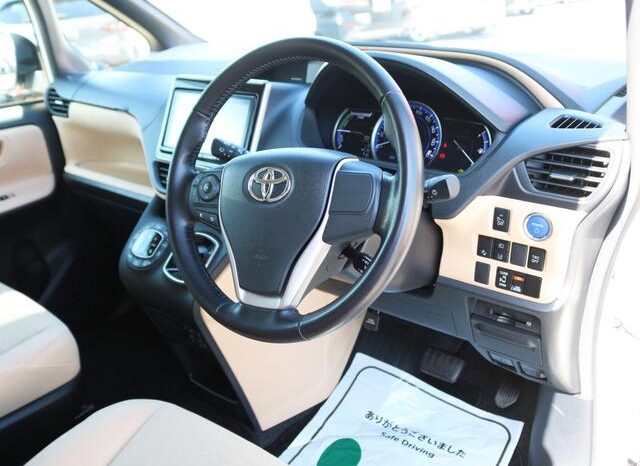 
								TOYOTA NOAH 2016 full									
