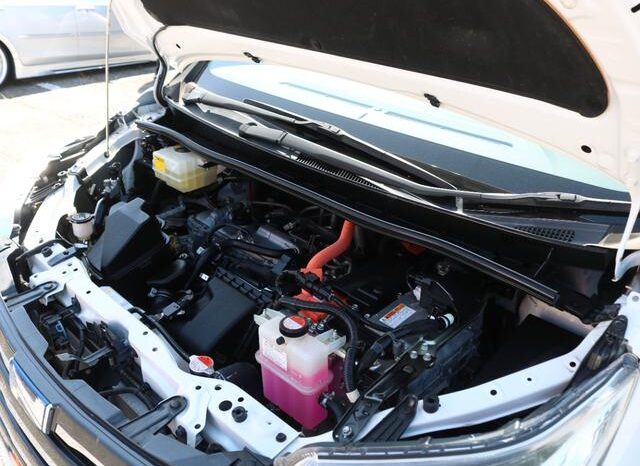 
								TOYOTA NOAH 2016 full									