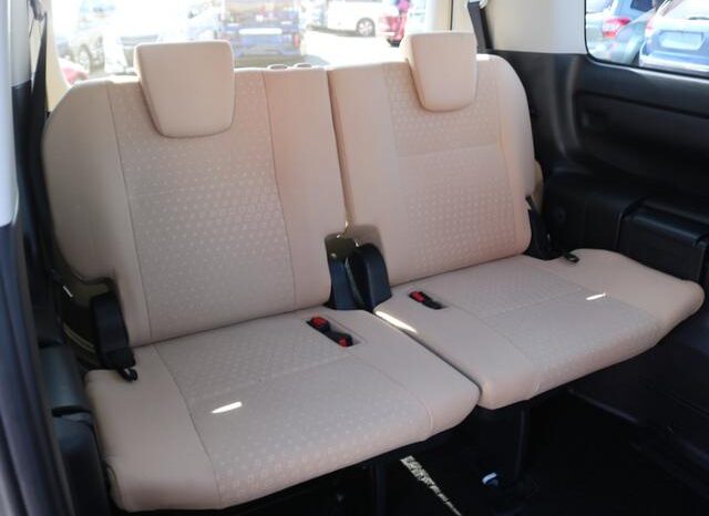 
								TOYOTA NOAH 2016 full									