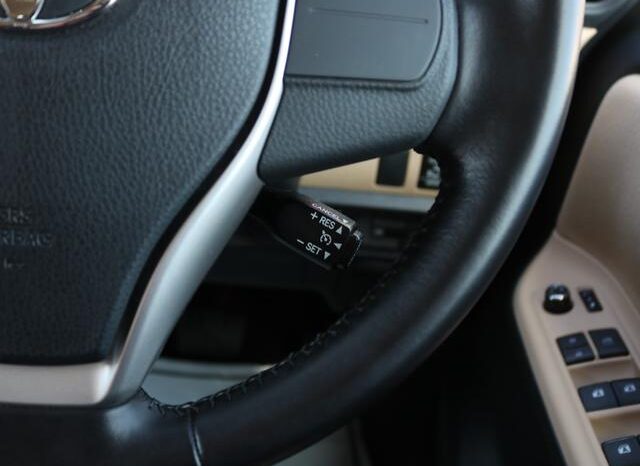 
								TOYOTA NOAH 2016 full									