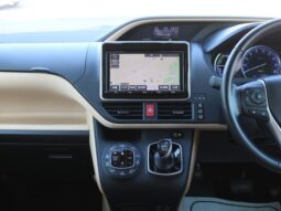 
										TOYOTA NOAH 2016 full									