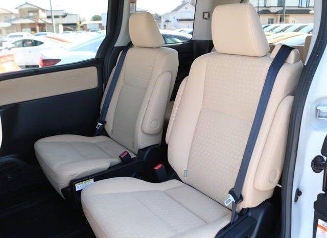 
								TOYOTA NOAH 2016 full									