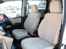 
										TOYOTA NOAH 2016 full									