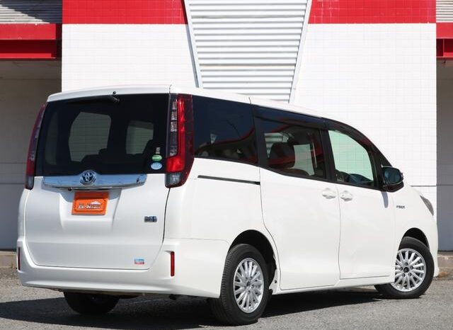 
								TOYOTA NOAH 2016 full									