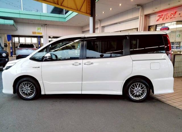 
								TOYOTA NOAH 2016 full									