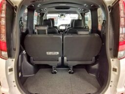 
										TOYOTA NOAH 2016 full									