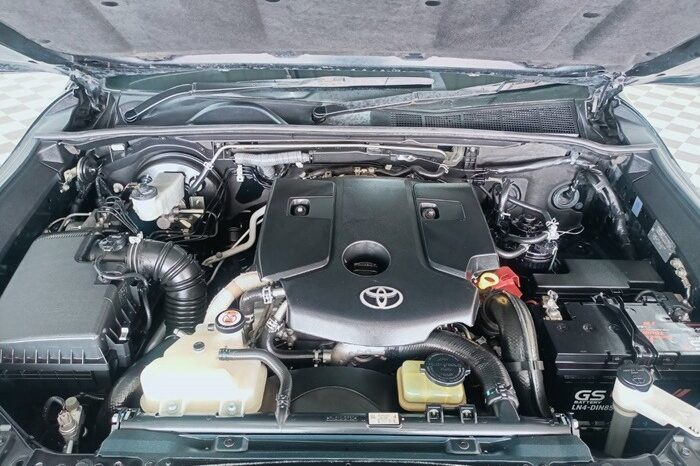 
								Toyota Hilux DOUBLE CAB full									