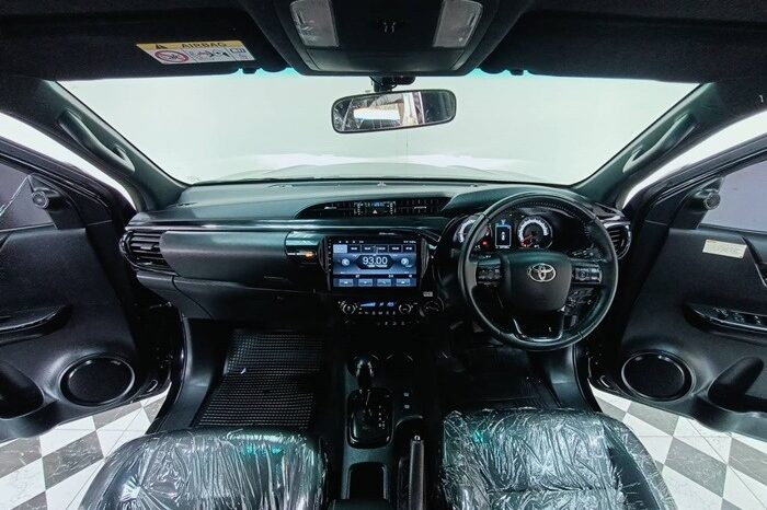 
								Toyota Hilux DOUBLE CAB full									