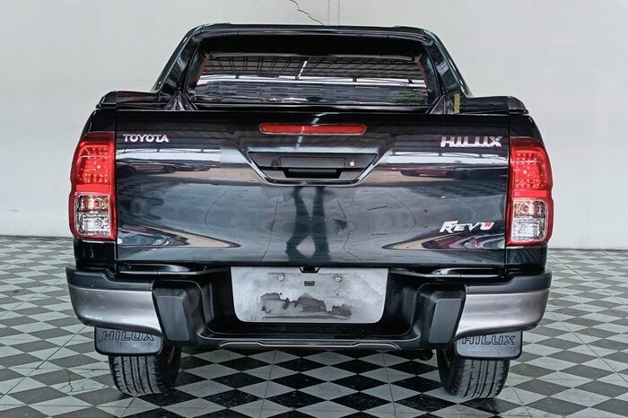 
								Toyota Hilux DOUBLE CAB full									