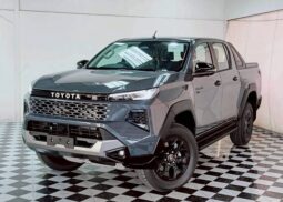 TOYOTA HILUX TRAVO