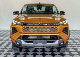 TOYOTA HILUX TRAVO