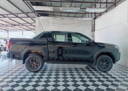 
										TOYOTA HILUX TRAVO full									