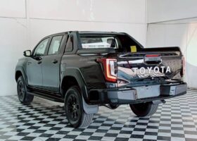 TOYOTA HILUX TRAVO