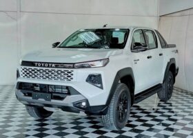 TOYOTA HILUX TRAVO
