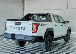 
										TOYOTA HILUX TRAVO full									