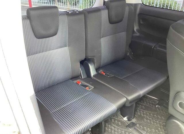 
								TOYOTA VOXY ZS KIRAMEKI full									